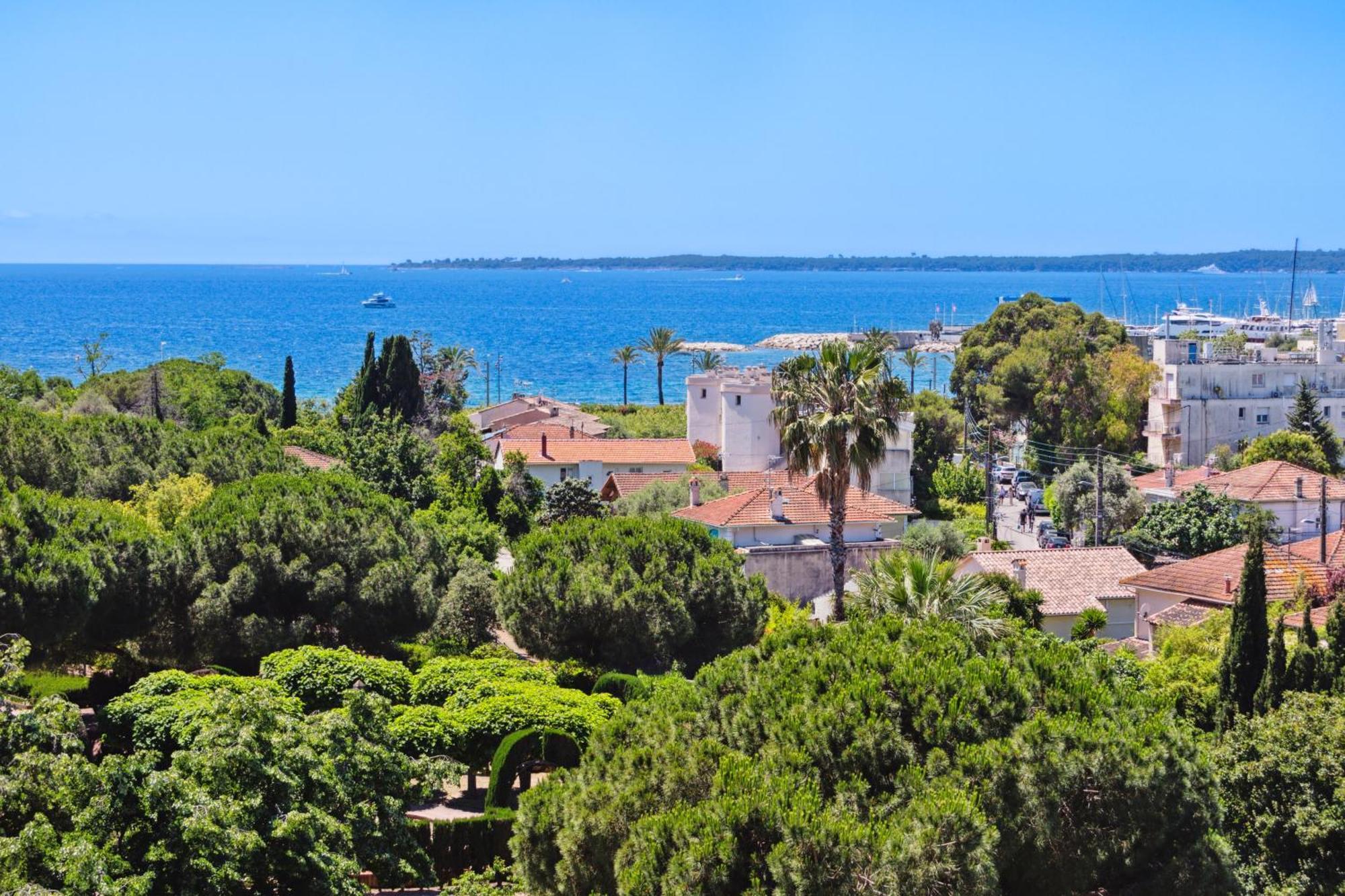 Duplex Villa Les Pins 89M2 Et Terrasse 30M2 Antibes Exterior foto